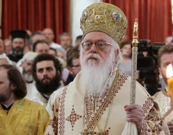 A murit Arhiepiscopul Anastasie al Albaniei Mesajul Patriarhului Daniel Am primit vestea cu adanca tristete
