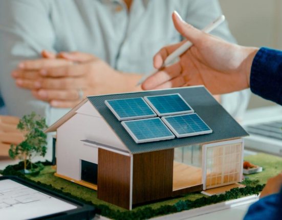 Autorizatiile de construire ar putea fi eliminate pentru unele case