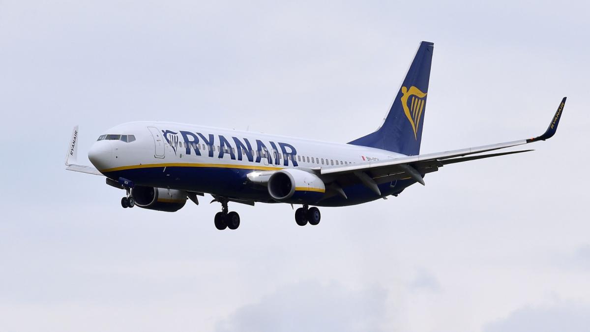Avion cu 194 pasageri decolat spre Marsilia revine urgent