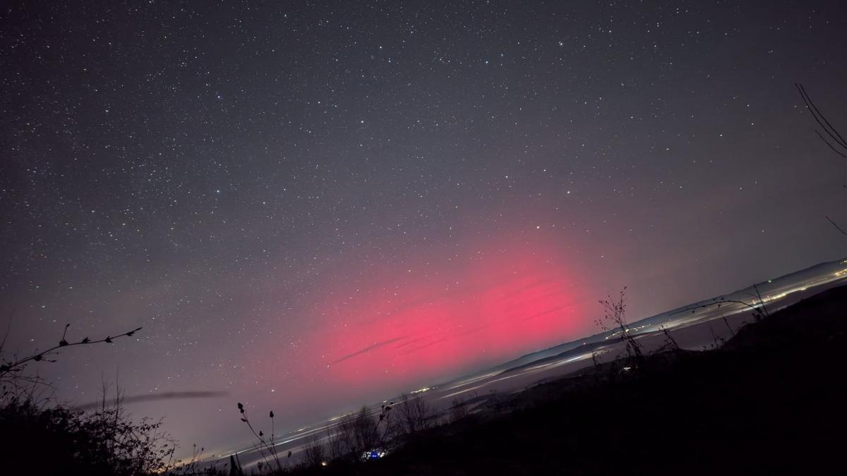 Imagini uimitoare cu aurora boreala in Bihor de Revelion