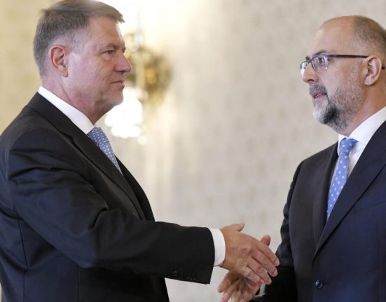 Kelemen Hunor Iohannis trebuia sa explice poporului de ce au fost anulate alegerile si sa plece S ar fi eliberat supapele