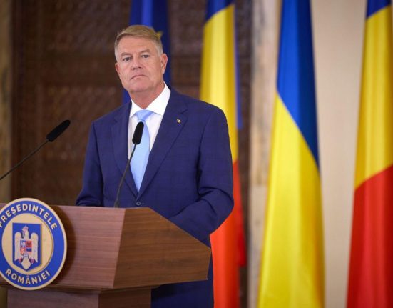 Mesajul lui Klaus Iohannis de Ziua Unirii Nu uitam ca democratia si libertatea trebuie aparate