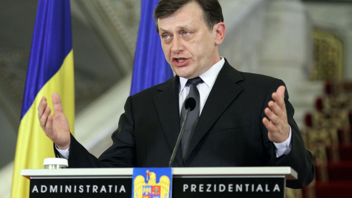 PSD a validat candidatura lui Crin Antonescu la prezidentiale Congresul va fi pe 2 februarie