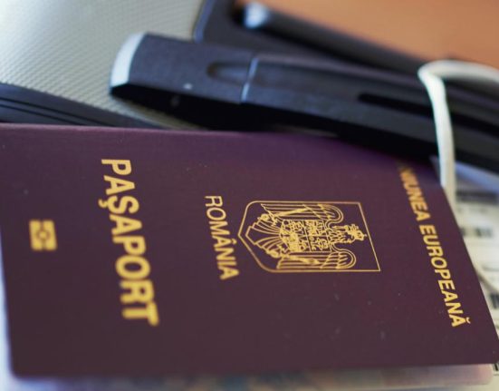 Romanii pot primi gratuit pasaportul simplu electronic la orice adresa din 1 ianuarie 2025