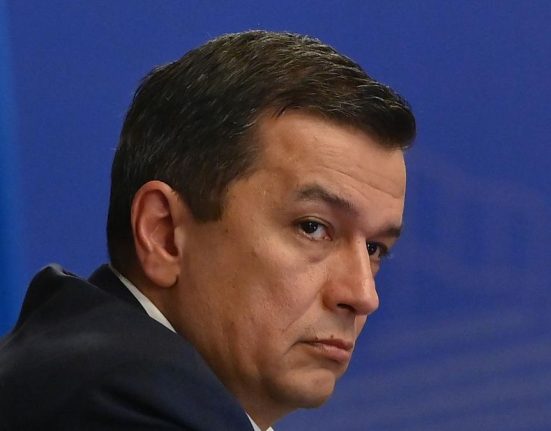 Sorin Grindeanu afirma ca si a platit singur zborurile private Nordis Am facturi chitante Nu am nicio emotie