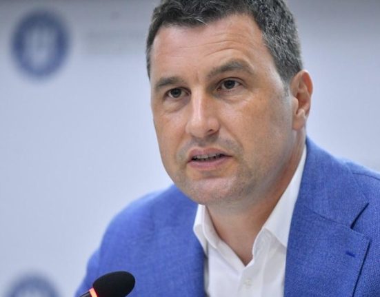 Tanczos Barna Garantez ca TVA ramane 19 in 2025 Nu va fi impozit progresiv Declaratii despre concedieri