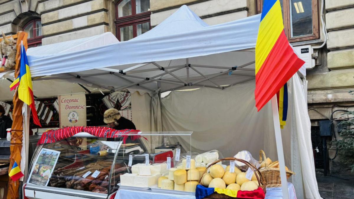Targuri expozitii si calatorii cu Trenul Unirii azi in Bucuresti