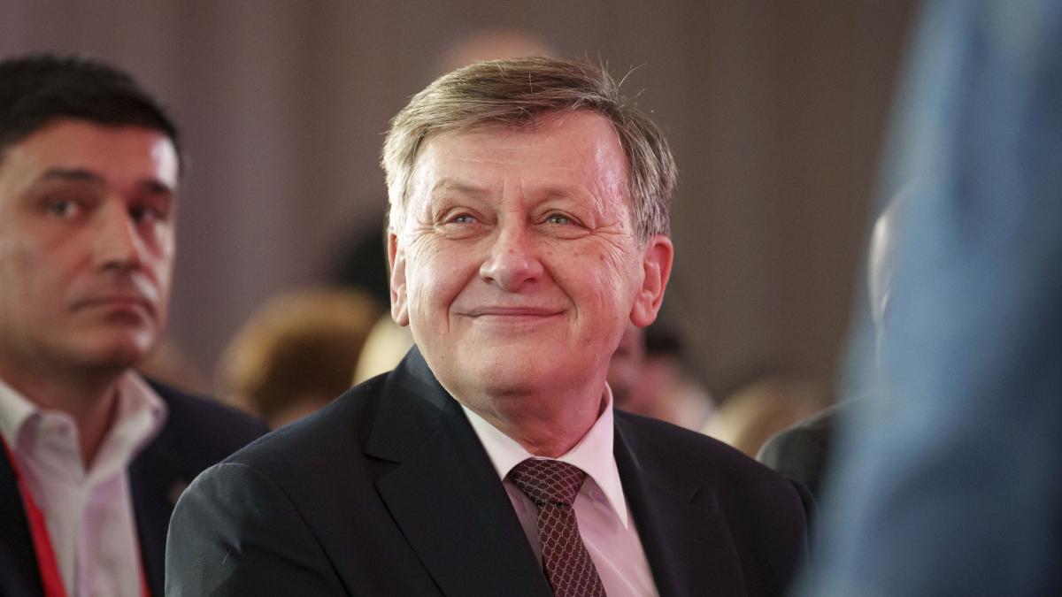 Crin Antonescu O demisie a presedintelui Iohannis nu ar aduce instabilitate o suspendare da