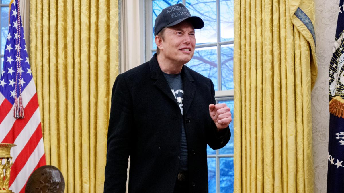 Elon Musk critica alegerile din Romania Tipul asta e un tiran