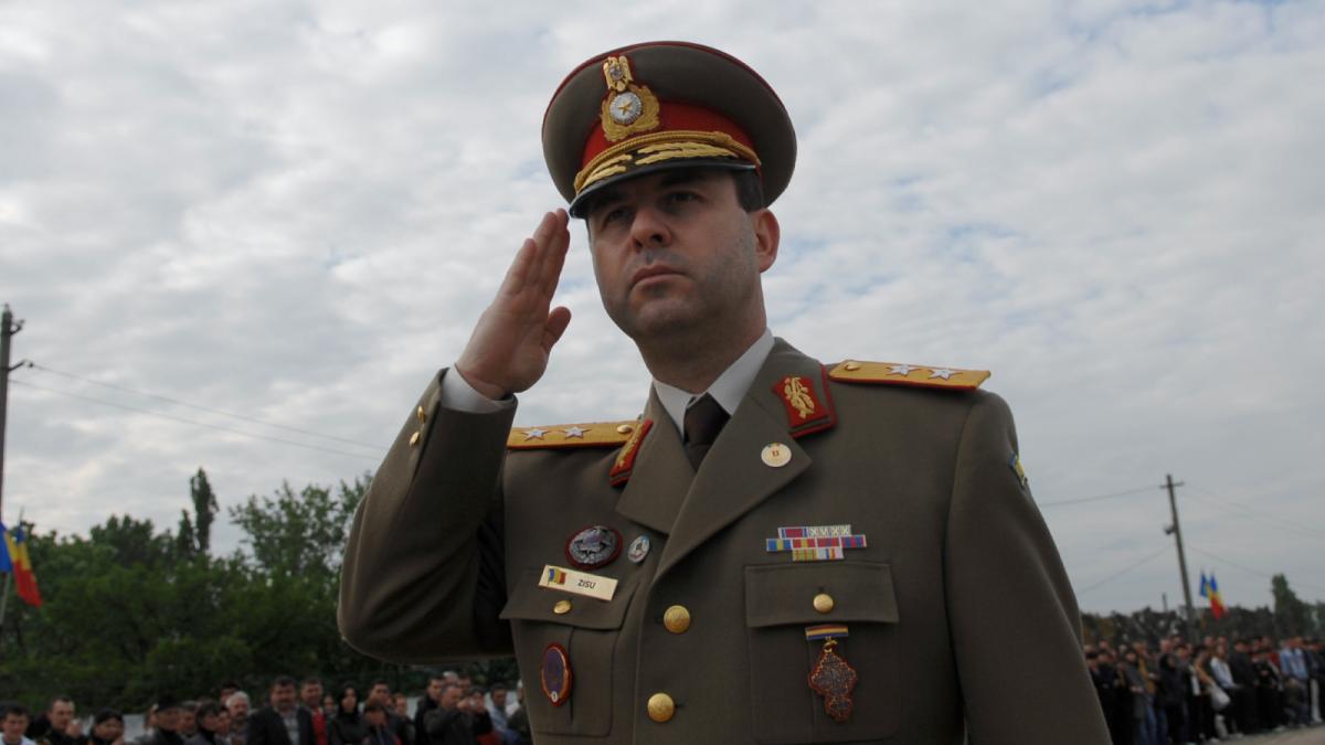 Generalul Zisu sustine ca este nevinovat si ca obiectele sunt falsuri