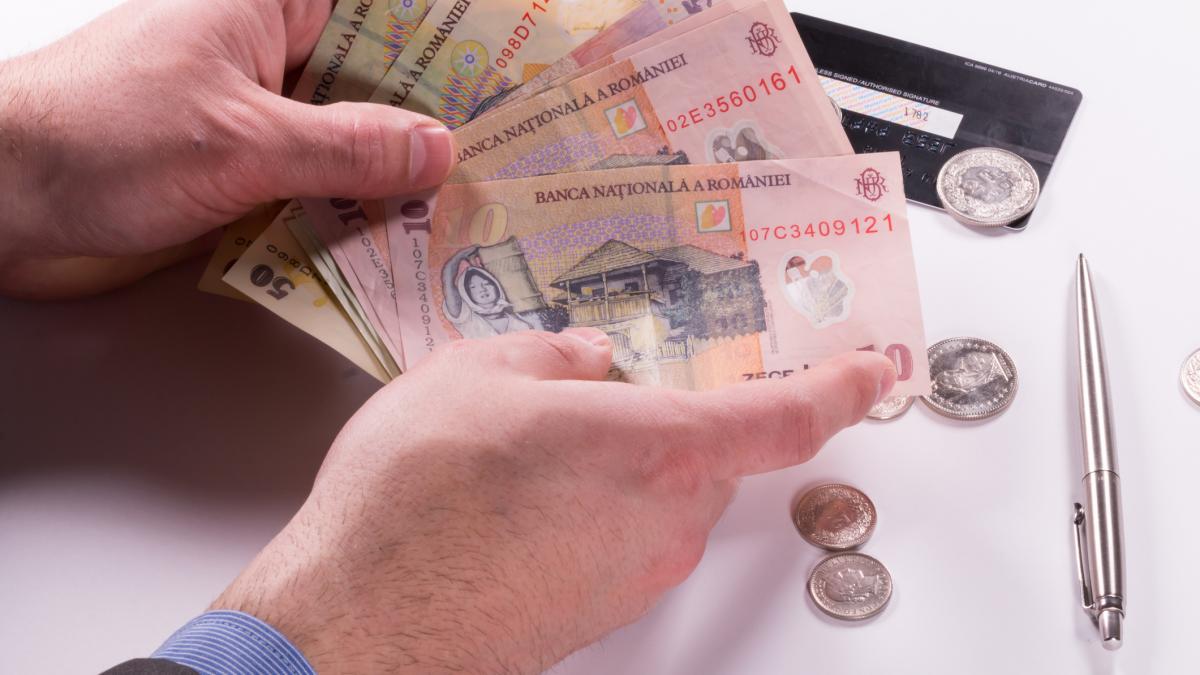 Haos cu pensiile si salariile Romania risca pierderi din PNRR