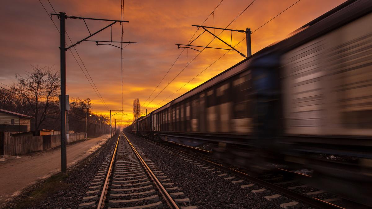 Incident ciudat Tren Bucuresti Brasov greseste ajunge spre Buzau