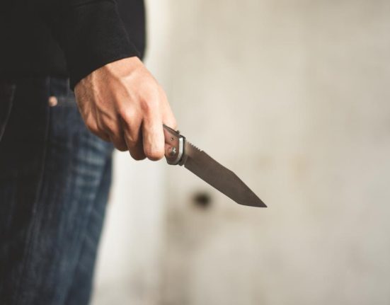 Incident grav in parcarea unui mall din Bucuresti Barbat injunghiat dupa cearta