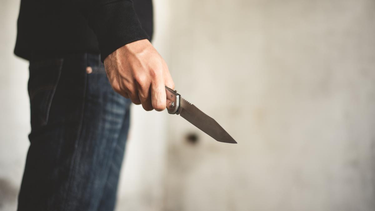 Incident grav in parcarea unui mall din Bucuresti Barbat injunghiat dupa cearta