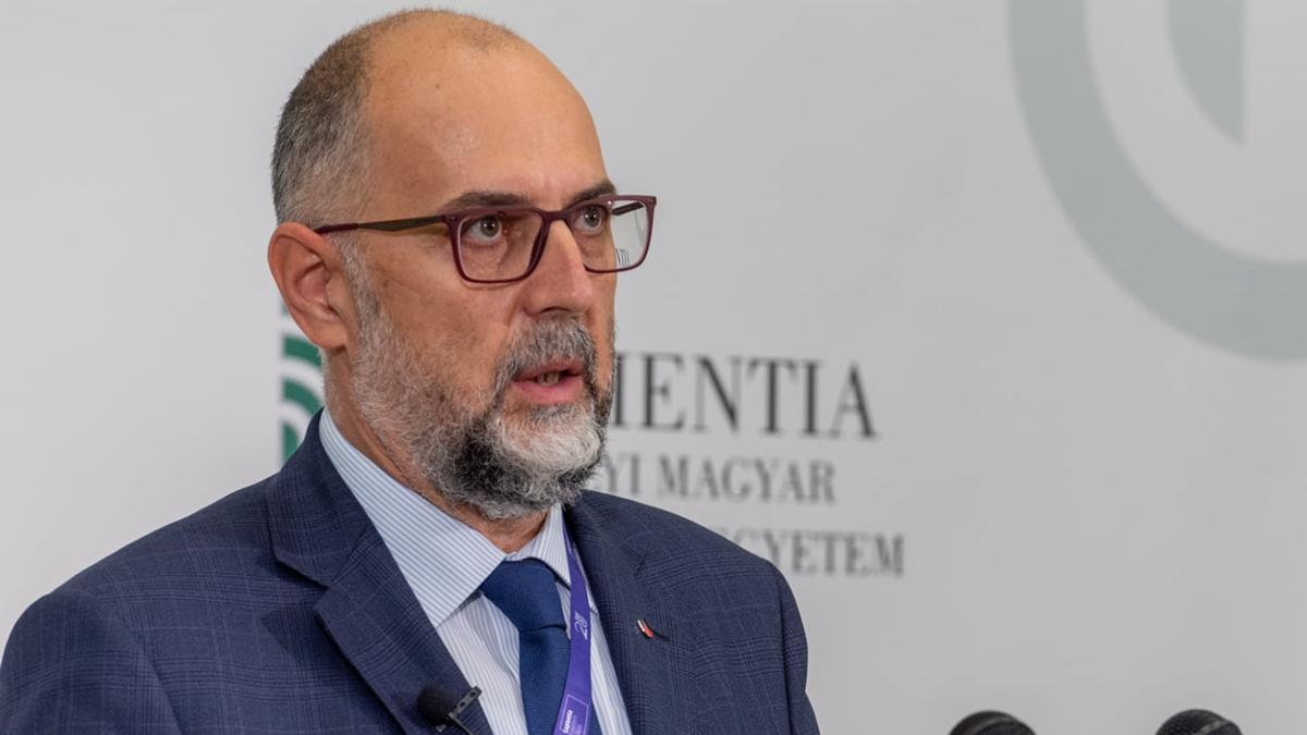 Kelemen Hunor Daca stiam de banii pentru medicamentele angajatilor CCR vorbeam cu Tanczos Barna sa nu ramana asa in buget