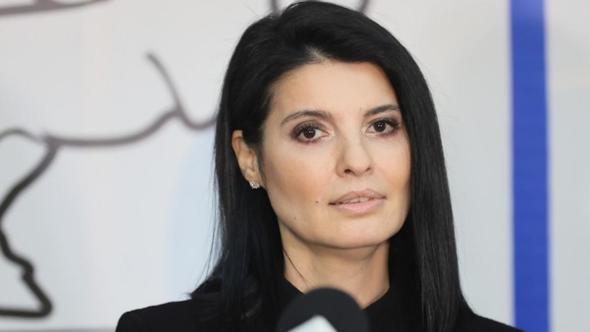 Lavinia Sandru Domnule Bolojan prezentati romanilor datele ce au dus la anularea alegerilor