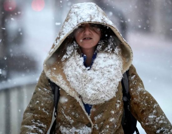 Meteorologii anunta ninsori in Romania cod galben