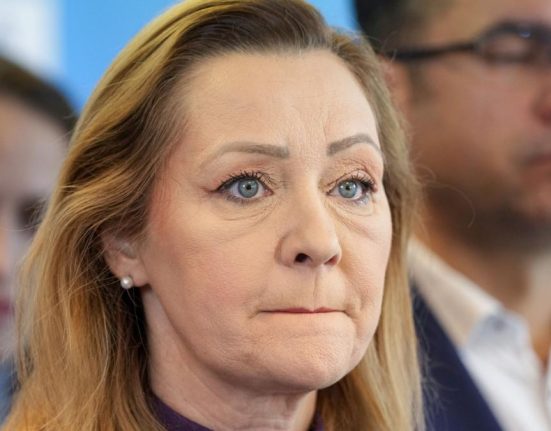 Scandal urias in USR Elena Lasconi compara pe Nicusor Dan cu Calin Georgescu i se cere demisia