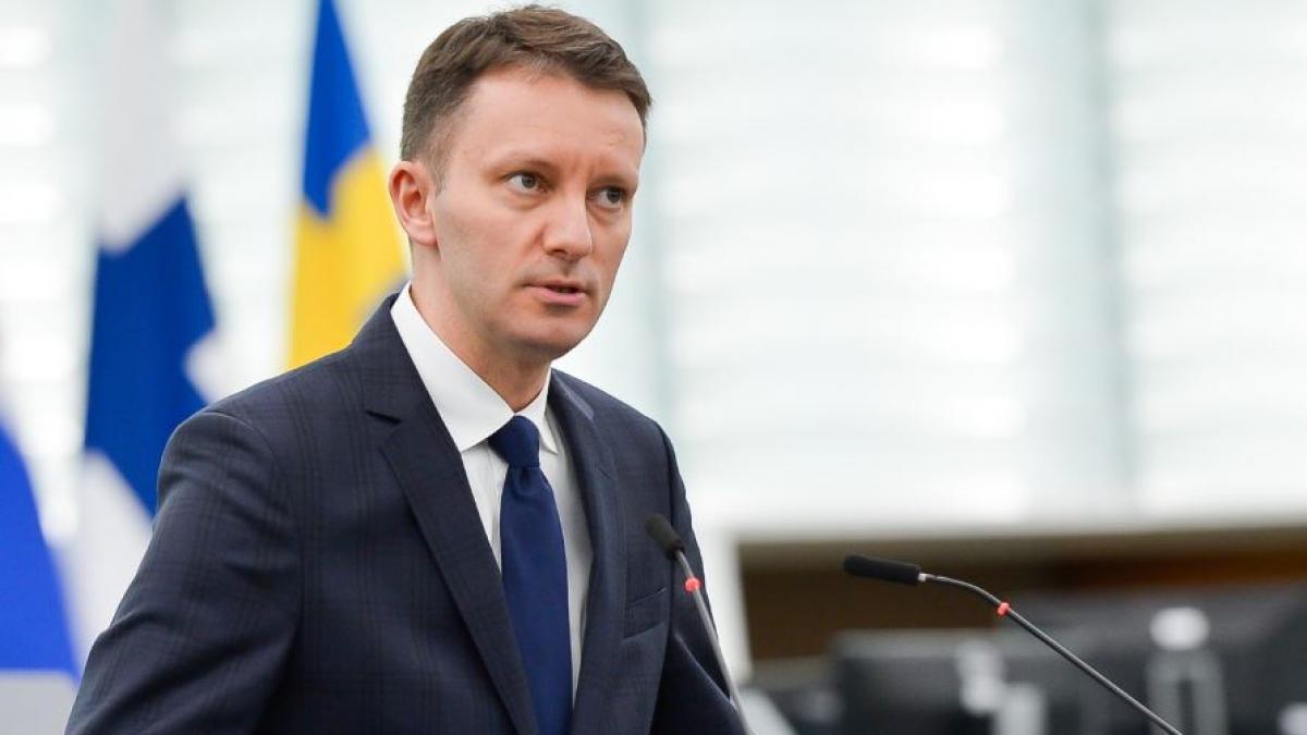 Siegfried Muresan Un presedinte ce sfideaza Europa ne lasa fara fonduri