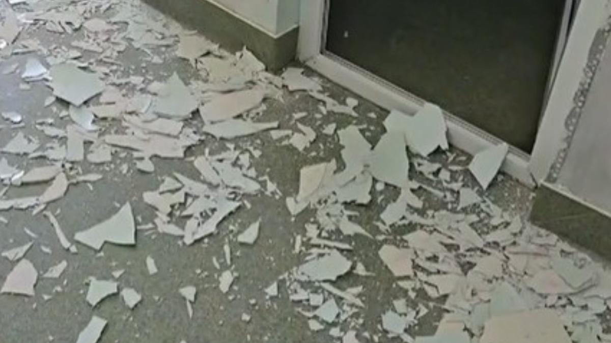 Tavanul Sectiei de Boli Infectioase din Vrancea sa prabusit
