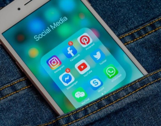 Un barbat din Horezu a trimis 670000 lei unor tineri crezand ca are o relatie online cu o femeie