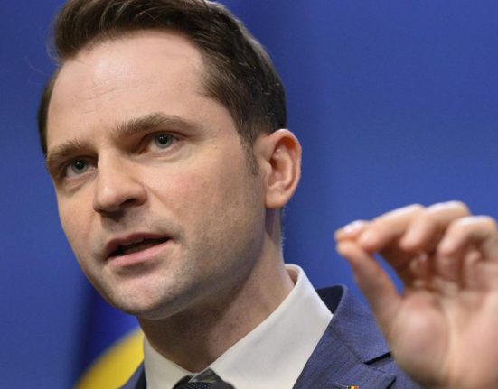 Burduja Crin Antonescu nu are rival intre candidati Despre Nicusor Dan Vrea sa mearga la Cotroceni