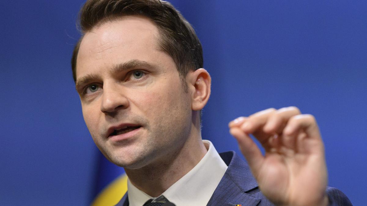 Burduja Crin Antonescu nu are rival intre candidati Despre Nicusor Dan Vrea sa mearga la Cotroceni