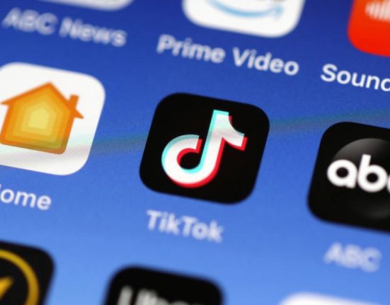 CNA a decis sa elimine clipuri de pe TikTok si Facebook ale influencerilor lui Georgescu inclusiv Makaveli