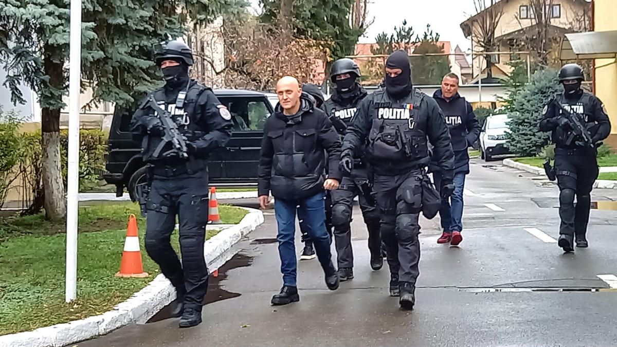 Horatiu Potra ar fi trimis avocati la procurorul Marius Iacob