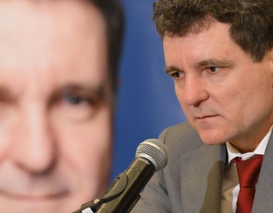 Nicusor Dan candideaza independent la prezidentiale 2025