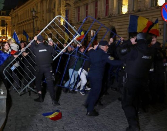 Politia Romana clarifica doua informatii false Predoiu nu dispune audieri politistii pot lua amprente martorilor