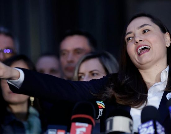 Sa radem cu sau de Anamaria Gavrila