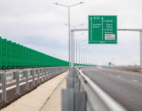 Situatie ciudata langa Bucuresti Case izolate complet dupa A0