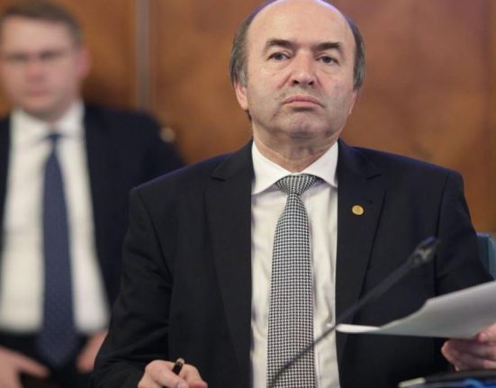 Tudorel Toader despre candidatura lui Georgescu CCR nu tine cont de procedura penala ci de Constitutie precedentul Sosoaca exista