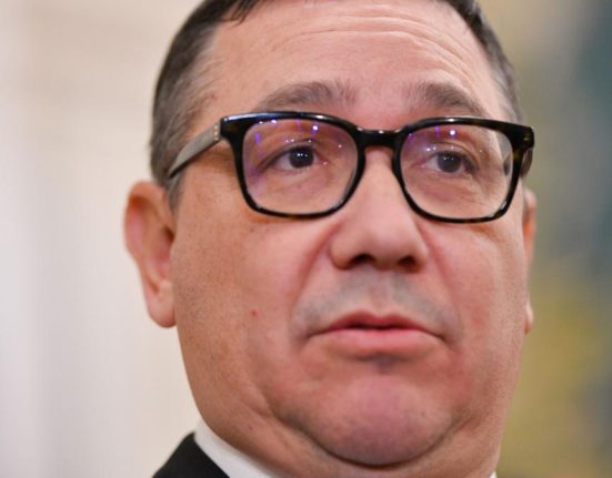 Victor Ponta a fost exclus din PSD Consiliul Politic National a aprobat propunerea lui Marcel Ciolacu