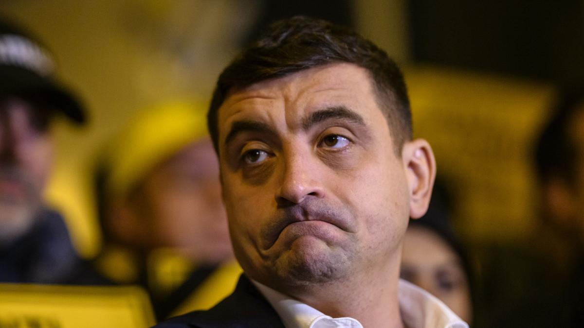 AEP reclama AUR la Protectia Datelor dupa scrisorile lui Simion