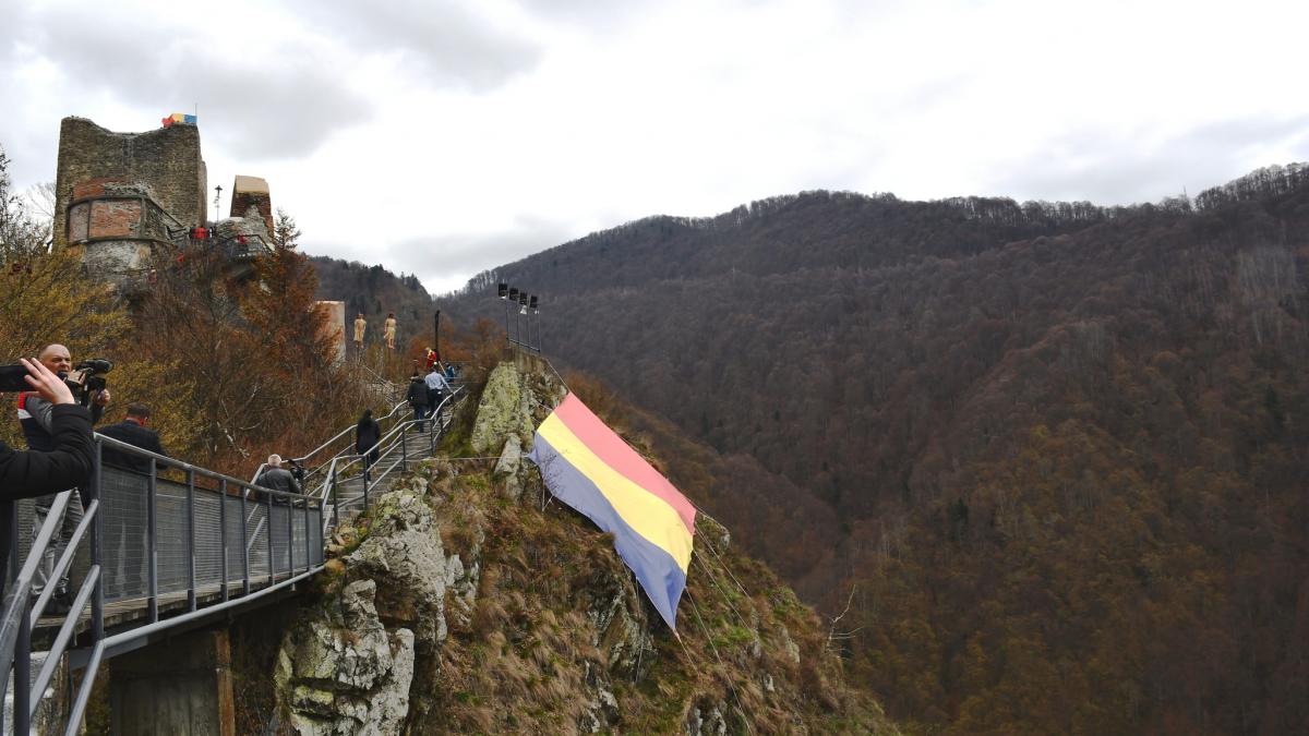 Cetatea lui Vlad Tepes din Arges redeschisa dupa renovari