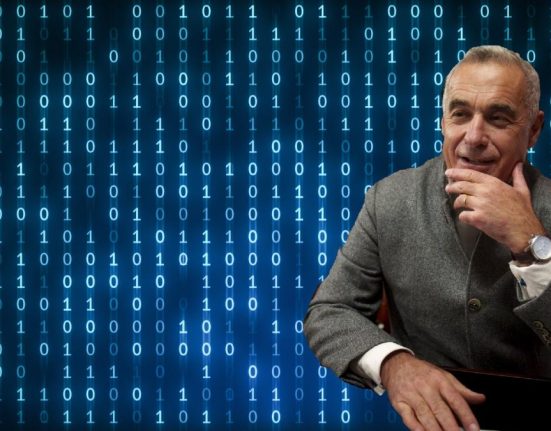 Experimentul Calin Georgescu Italianii au simulat cresterea unui candidat necunoscut doar prin algoritmi