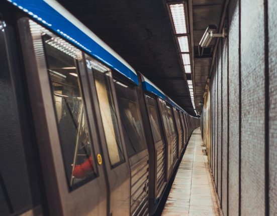 Explozie la metrou in Baneasa muncitor ranit