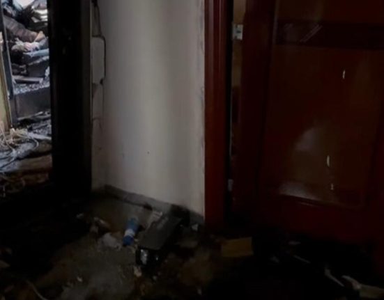 Explozie puternica intr un bloc din Ploiesti