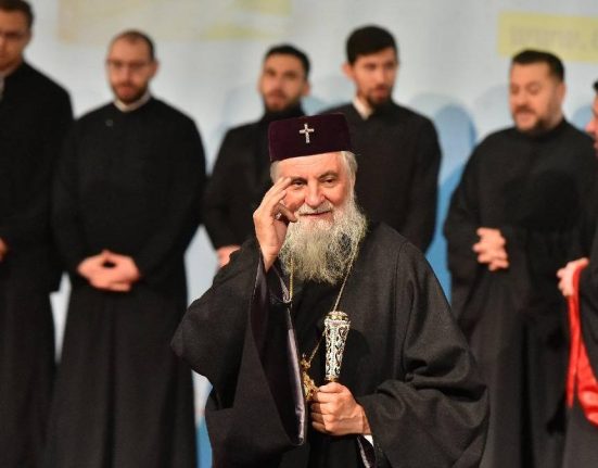 IPS Irineu despre Invierea Domnului Nu traim ca sa murim ci ca sa ne pregatim pentru viata vesnica