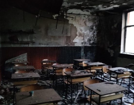 Incendiu la scoala in Galati materiale distruse
