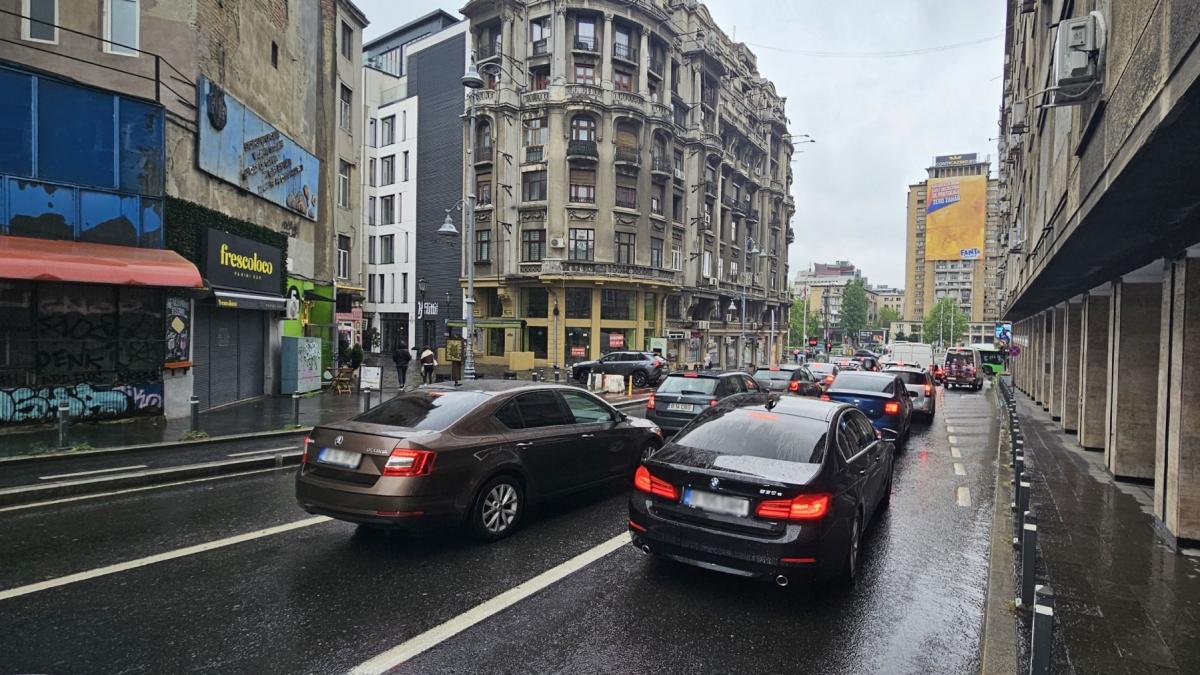 Limita de viteza 30 kmh pe bulevard important din Bucuresti