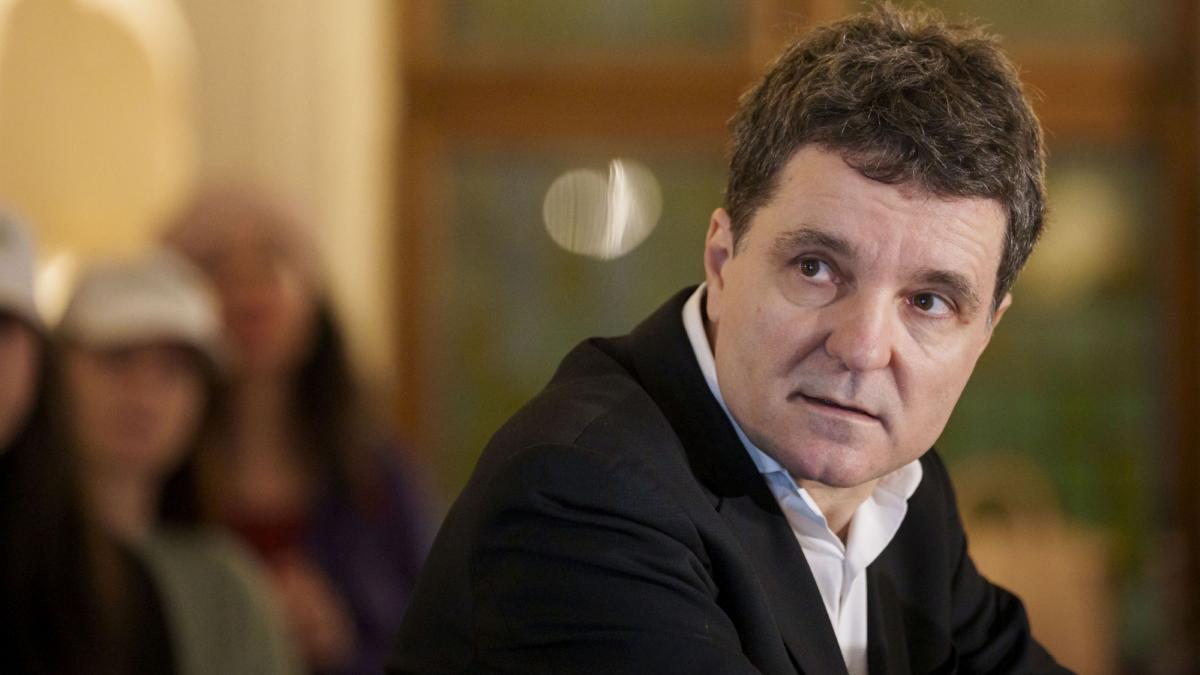 Nicusor Dan Ma consult pe diverse subiecte cu Matei Paun Ne am intalnit de 3 ori in 4 ani