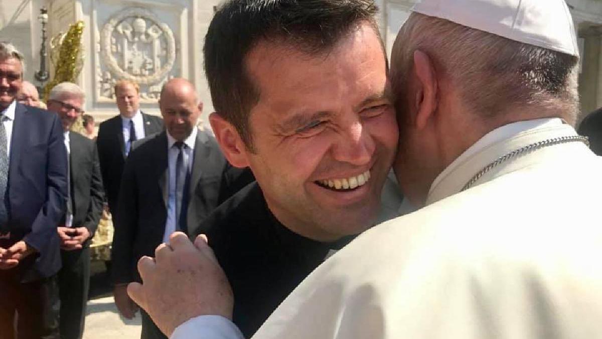 Parintele Francisc Dobos Papa Francisc un papa apropiat oamenilor