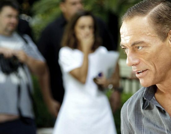Prima reactie a lui Jean Claude Van Damme dupa reclamatia la DIICOT pentru relatii cu romance traficate