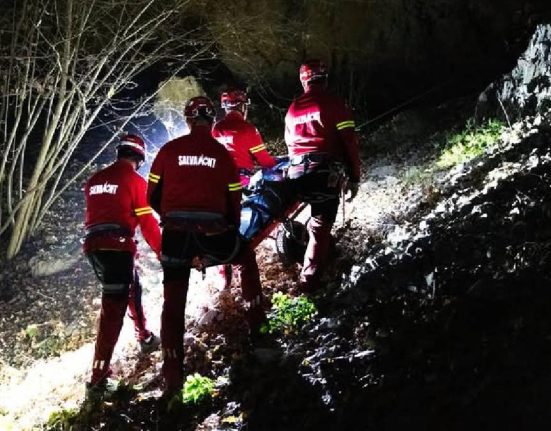 Ratacit pe creste ucrainean salvat din Muntii Maramuresului