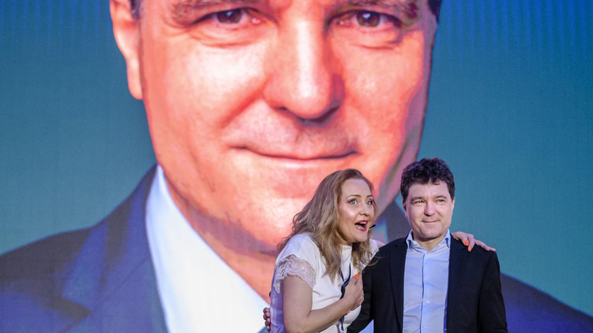 Scantei intre Lasconi si Dan despre puciul din USR Nicusor viclean copil de casa