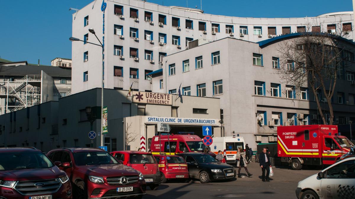 Seful Salvamont Predeal atacat de urs starea grava