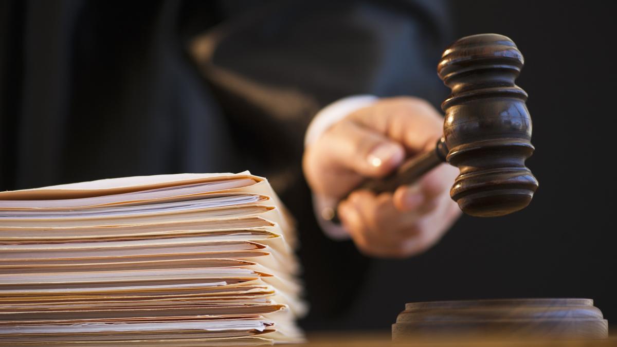Bomba cu ceas la Tribunalul Bucuresti Cine schimba soarta lui Bogdan Buzainu